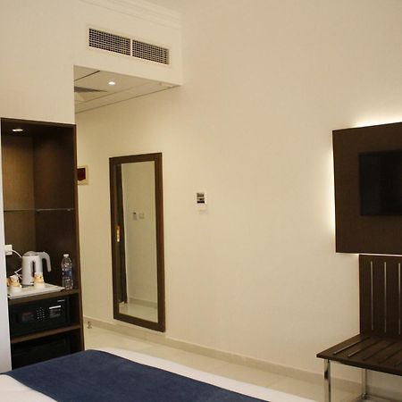 Marina Aqua Park Hotel Aswan Exterior photo